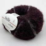 882423 Plum Noir